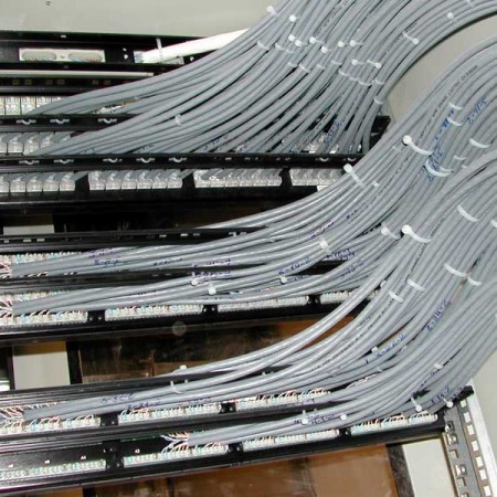 Монтаж структурированых кабельных сетей